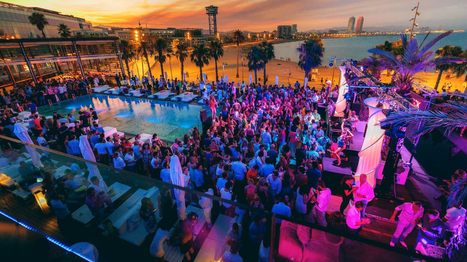 Barcelona Clubs: 5 Places to Experience the City's Best Nightlife - I'm  Barcelona VIP